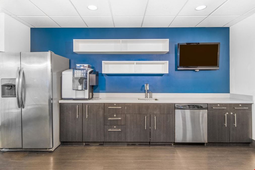 5100 Poplar Avenue Coworking Space PropertyShark